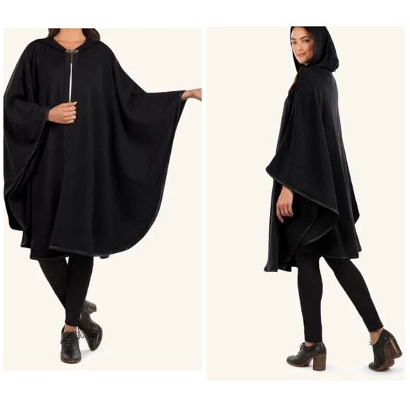 Patricia Nash Cape Poncho Vegan Leather Trim Ornate Metal Clasp Black OS NEW - Picture 2 of 13